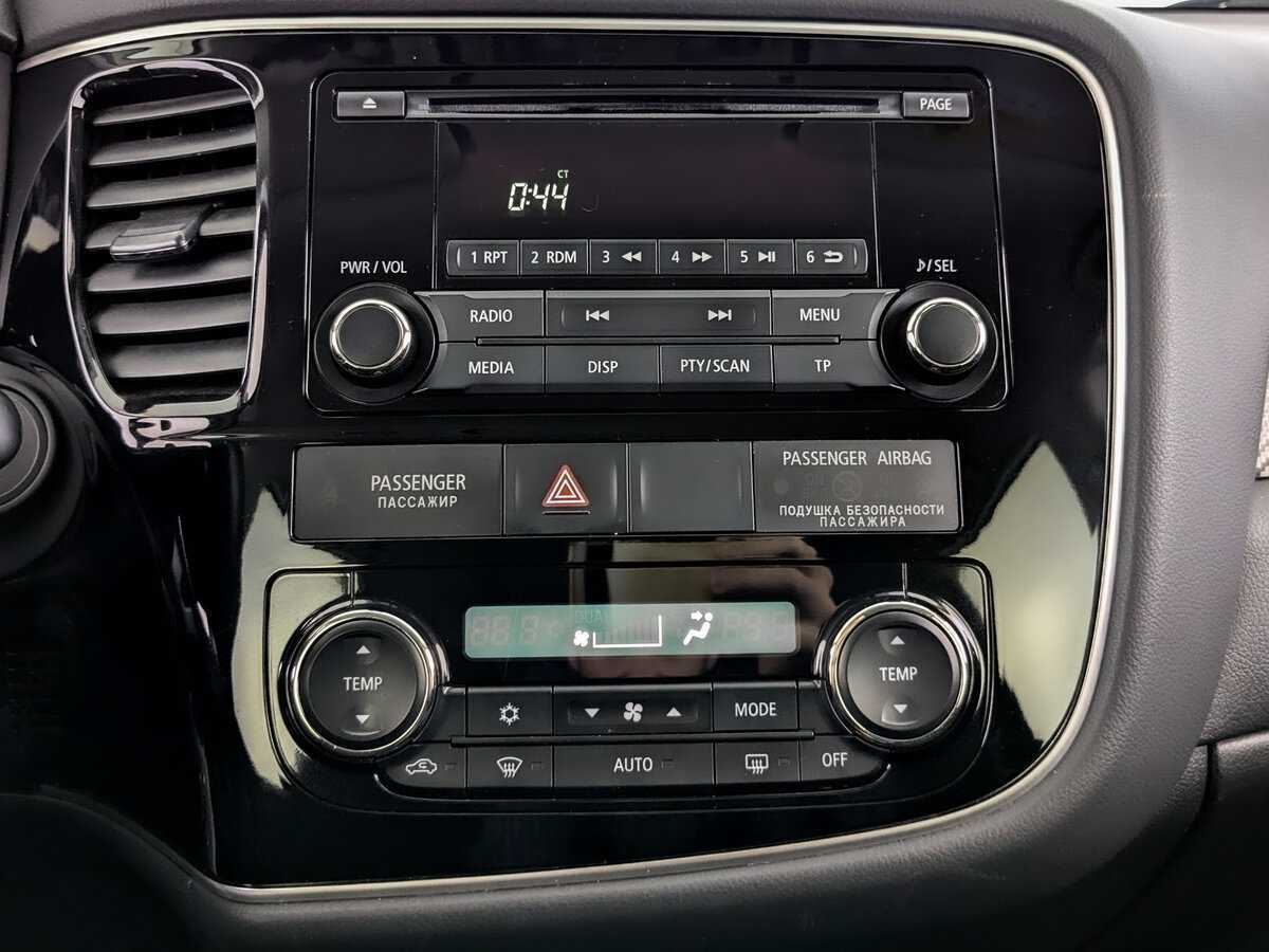 Mitsubishi Outlander б/у, 2014, Вариатор. Фото: #12