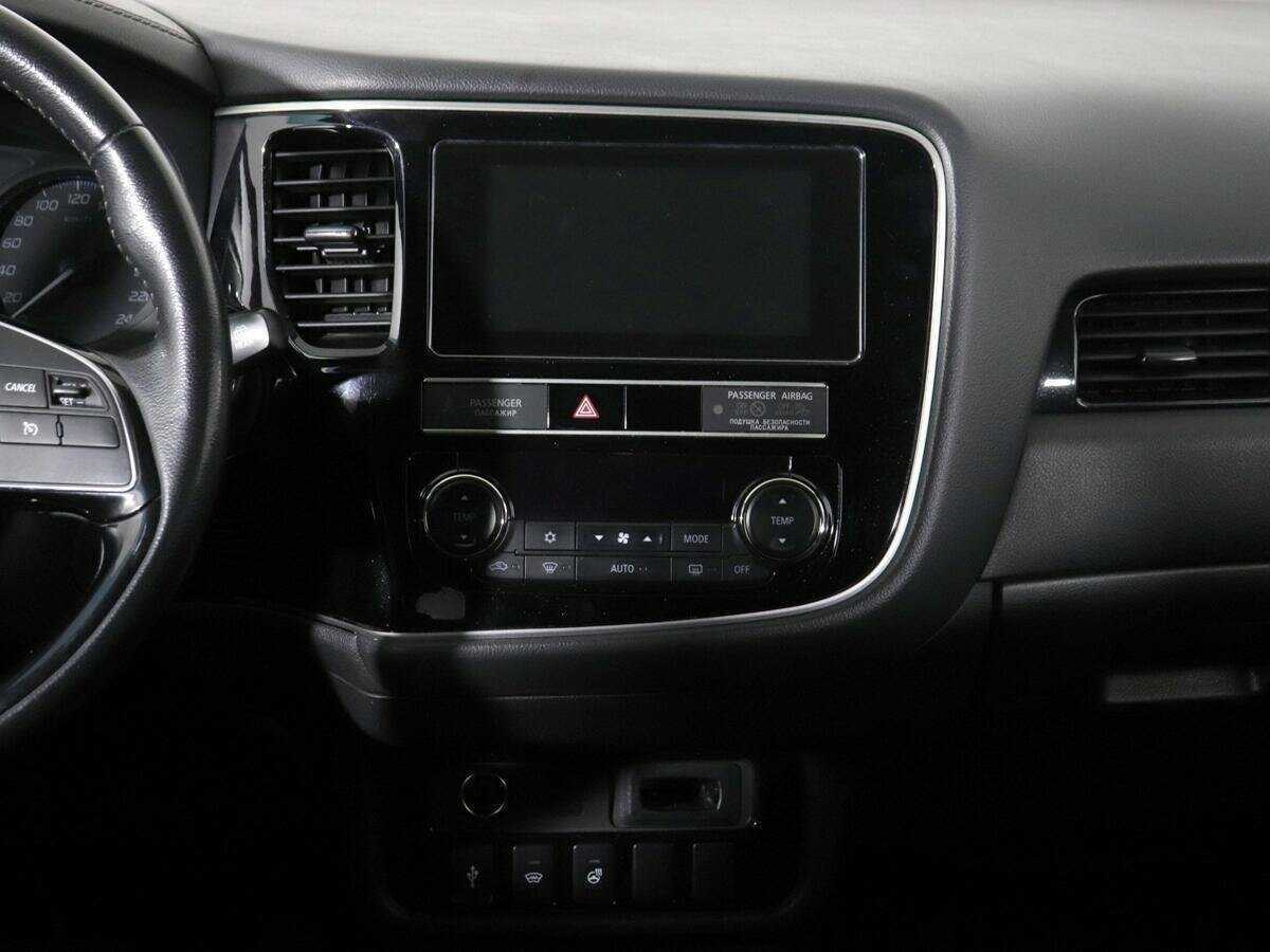Mitsubishi Outlander б/у, 2019, Вариатор. Фото: #22