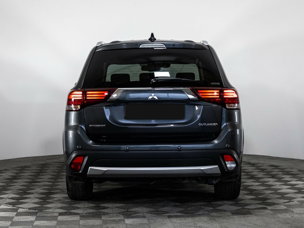 Mitsubishi Outlander б/у, 2018, Автоматическая. Фото: #4