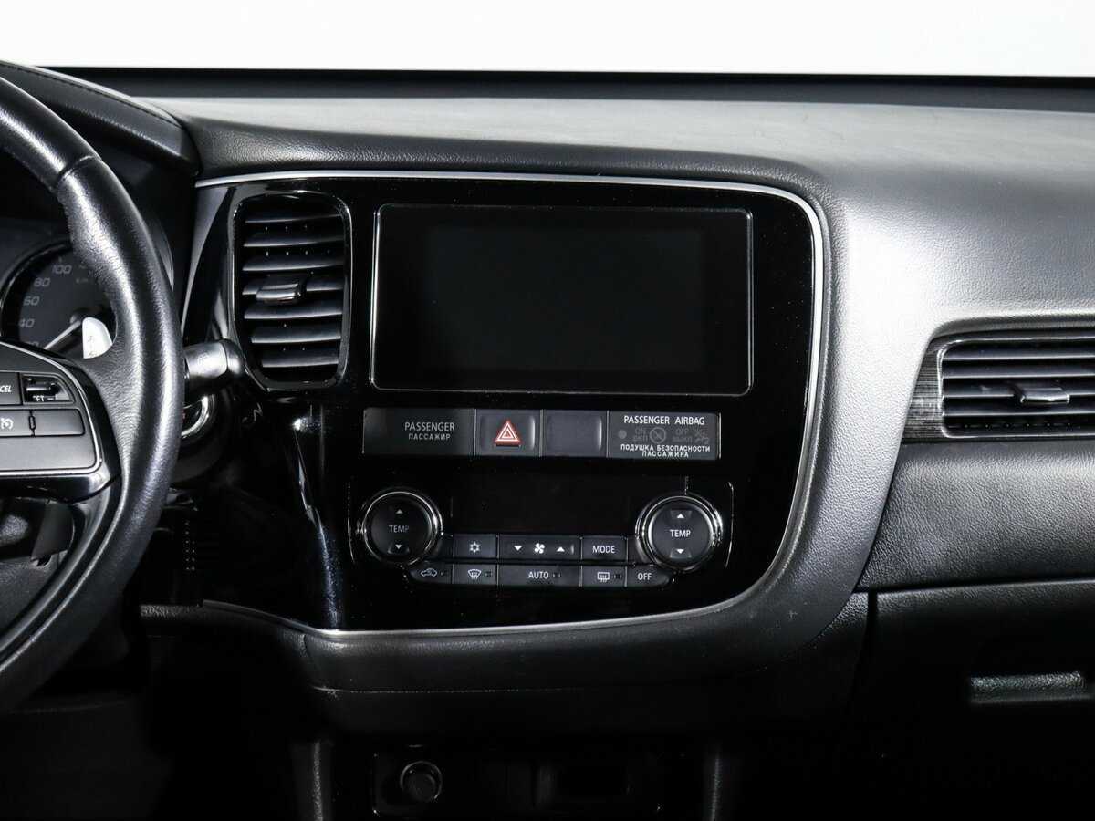 Mitsubishi Outlander б/у, 2018, Вариатор. Фото: #9