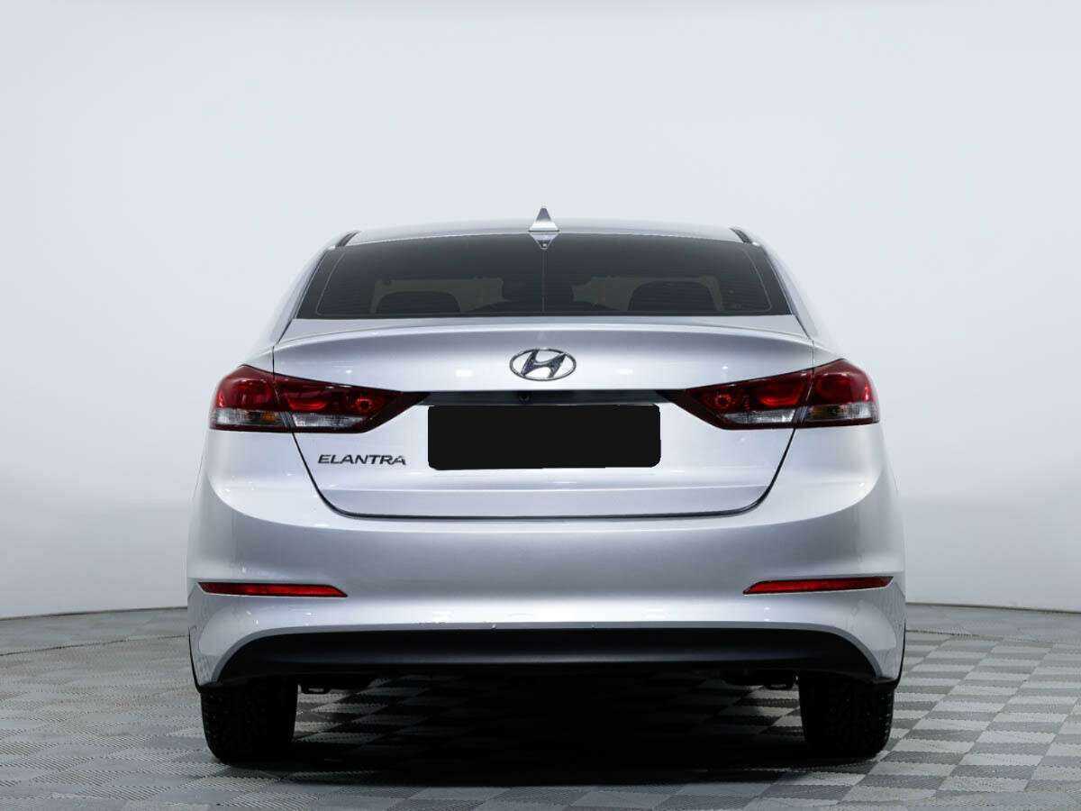 Hyundai Elantra б/у, 2018, Механическая. Фото: #4