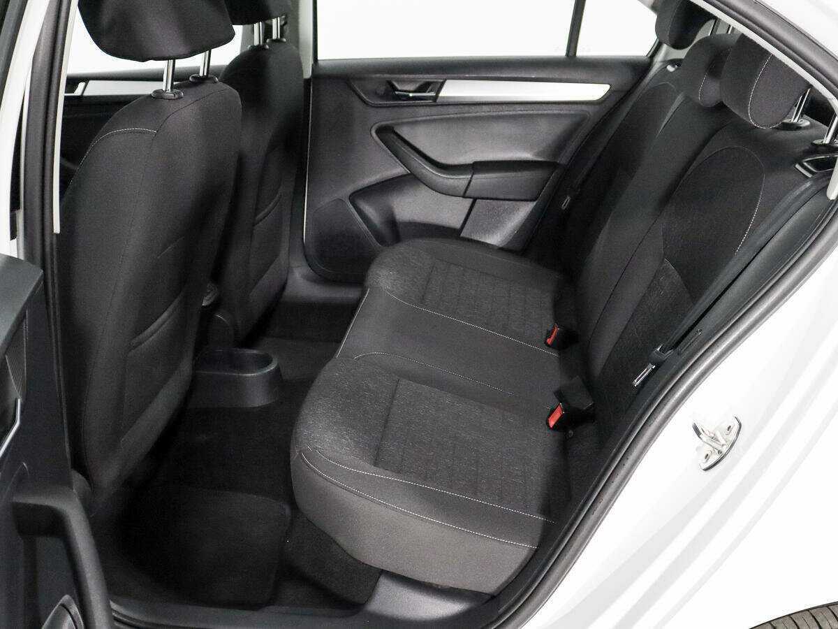 Skoda Rapid б/у, 2020, Автоматическая. Фото: #9