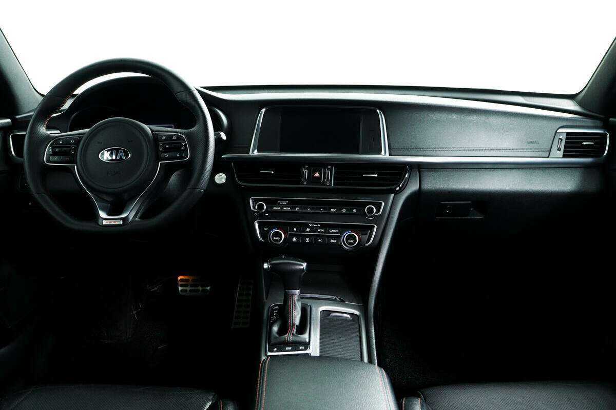 Kia Optima б/у, 2017, Автоматическая. Фото: #10