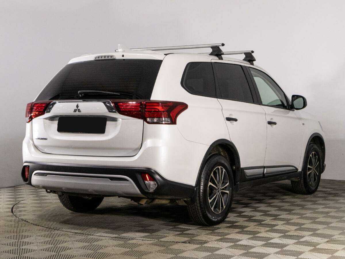 Mitsubishi Outlander б/у, 2020, Вариатор. Фото: #4