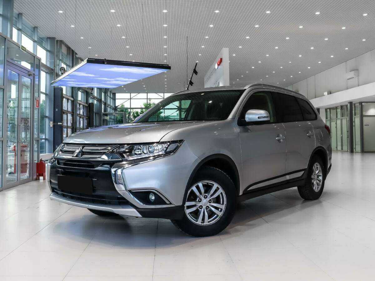 Mitsubishi Outlander б/у, 2016, Вариатор. Посмотреть фото