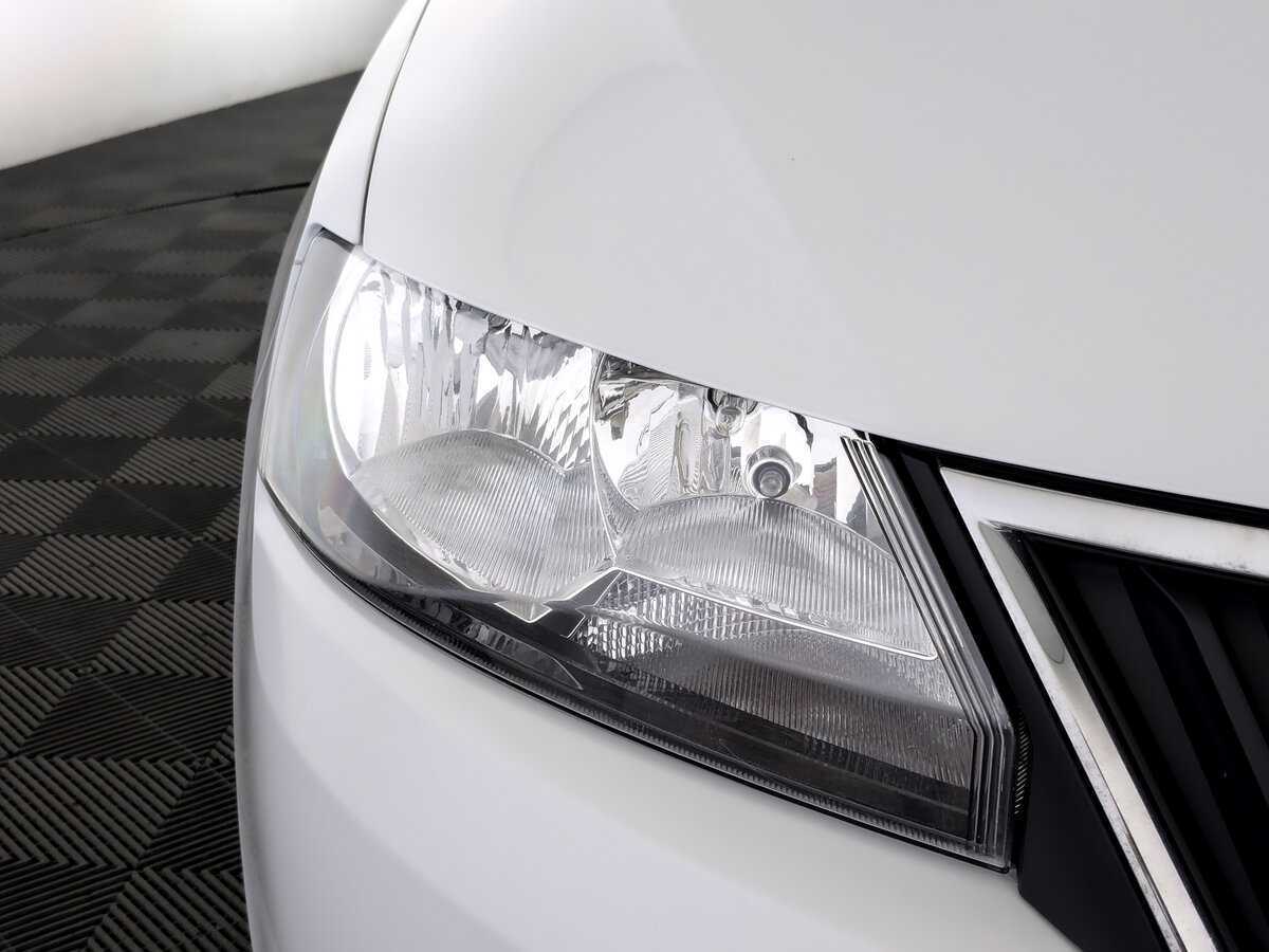 Skoda Rapid б/у, 2017, Механическая. Фото: #16