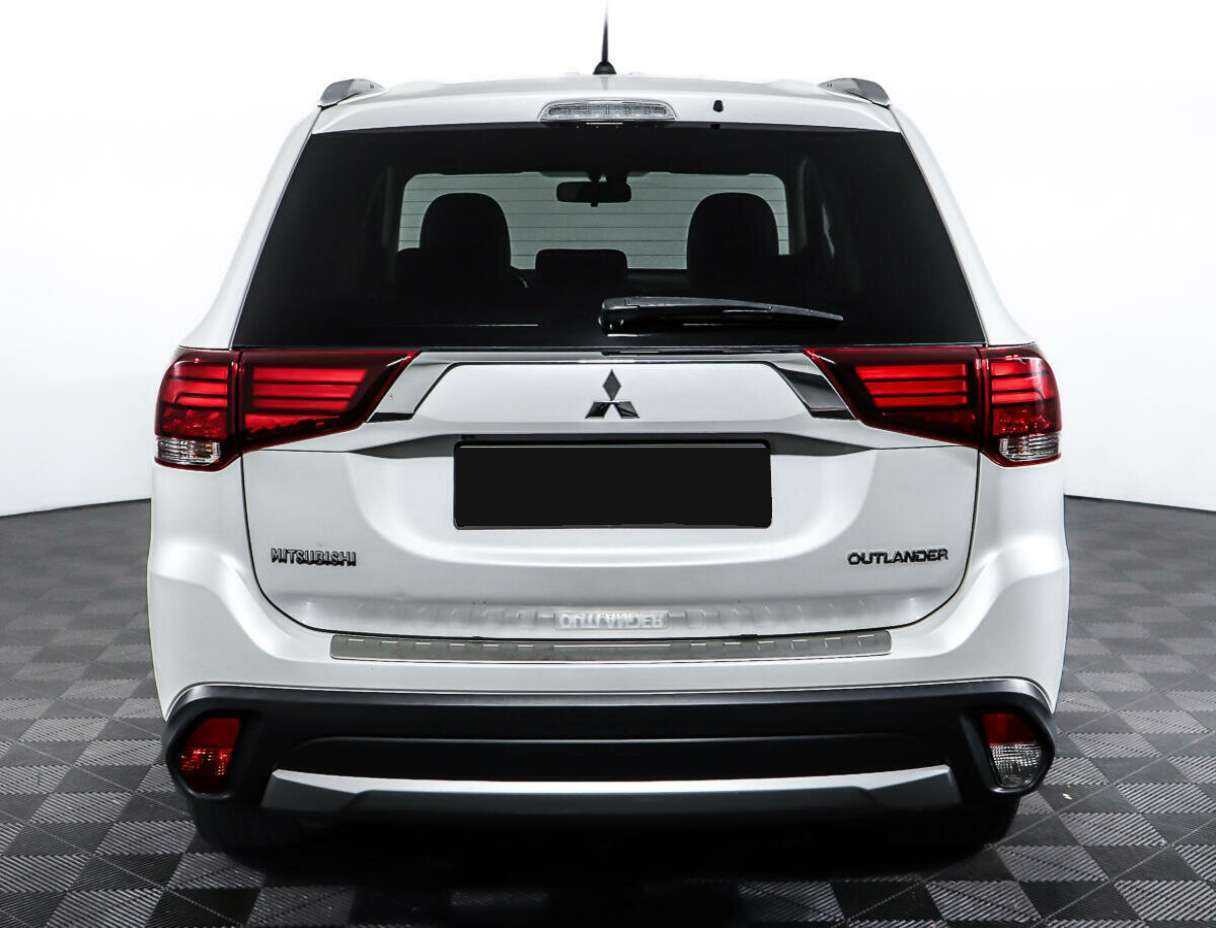Mitsubishi Outlander б/у, 2016, Вариатор. Фото: #4