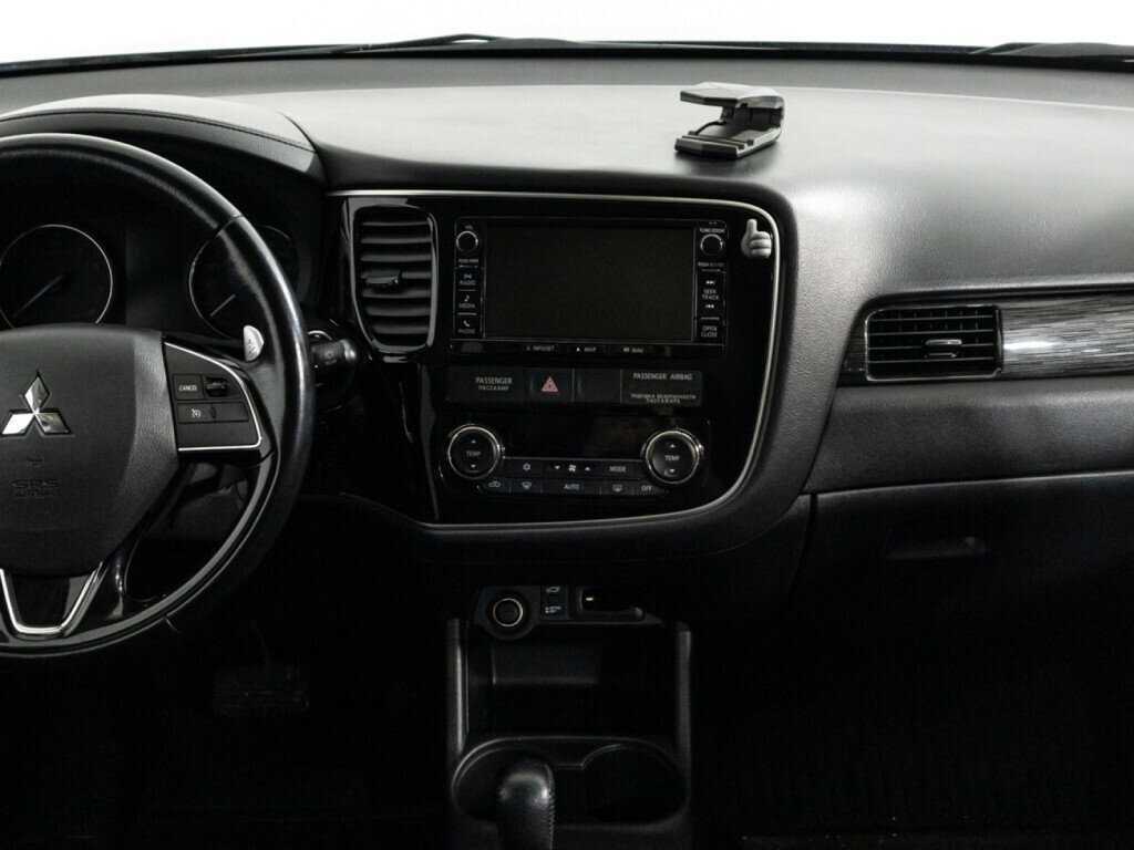 Mitsubishi Outlander б/у, 2016, Вариатор. Фото: #13