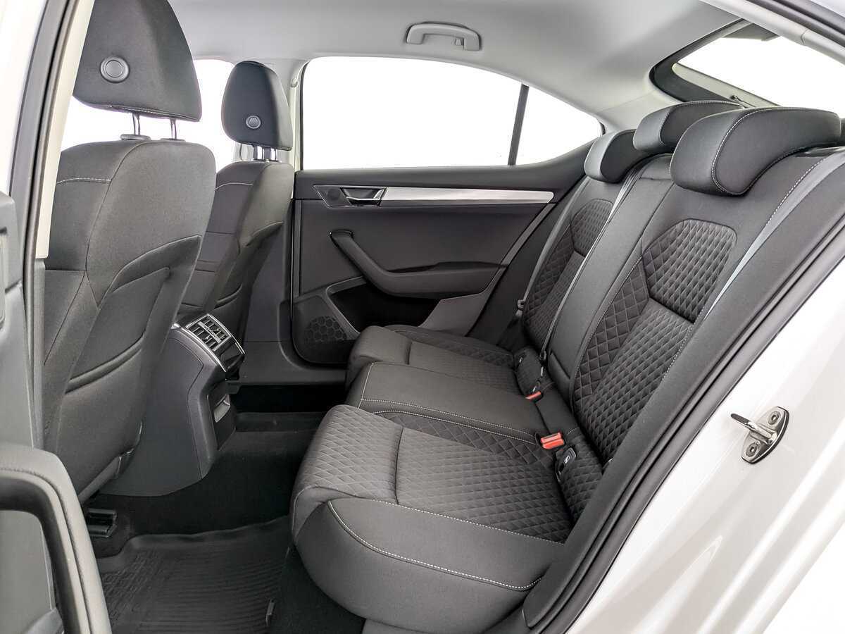 Skoda Superb б/у, 2021, Роботизированная. Фото: #9