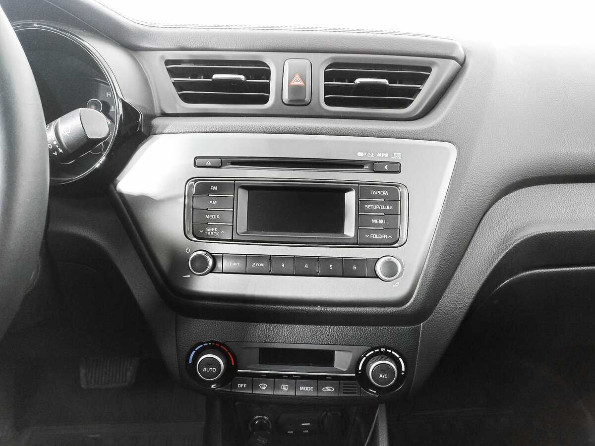 Kia Rio б/у, 2016, Автоматическая. Фото: #12