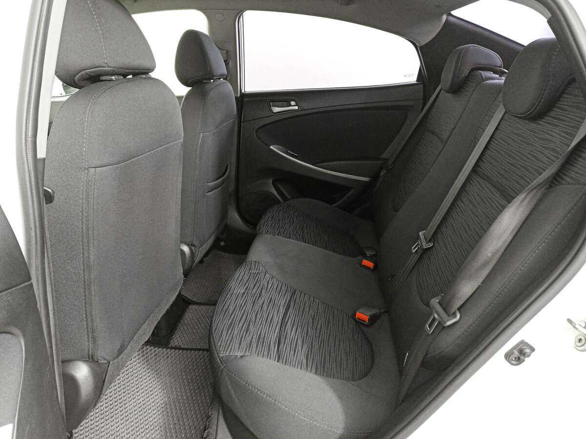 Hyundai Solaris б/у, 2015, Автоматическая. Фото: #9