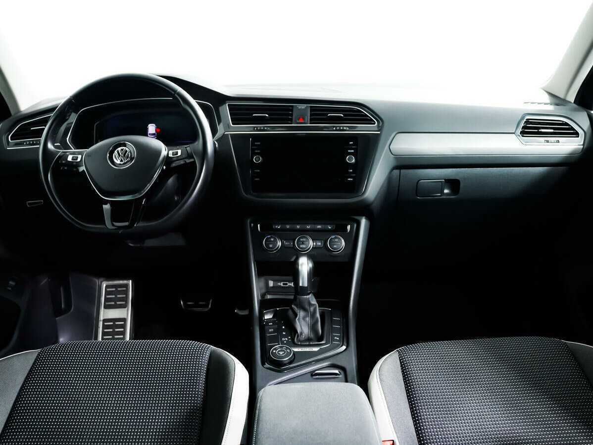 Volkswagen Tiguan б/у, 2020, Роботизированная. Фото: #8