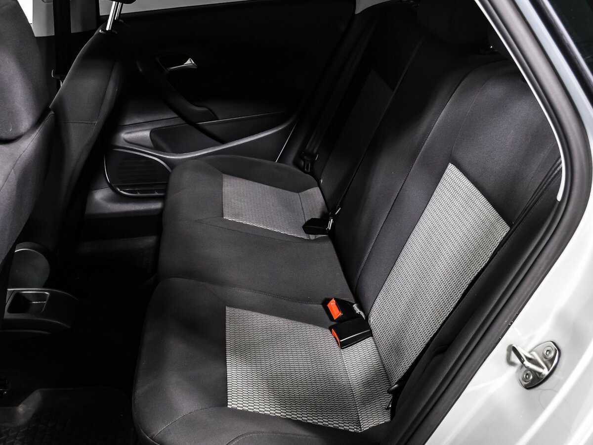 Volkswagen Polo б/у, 2014, Автоматическая. Фото: #12