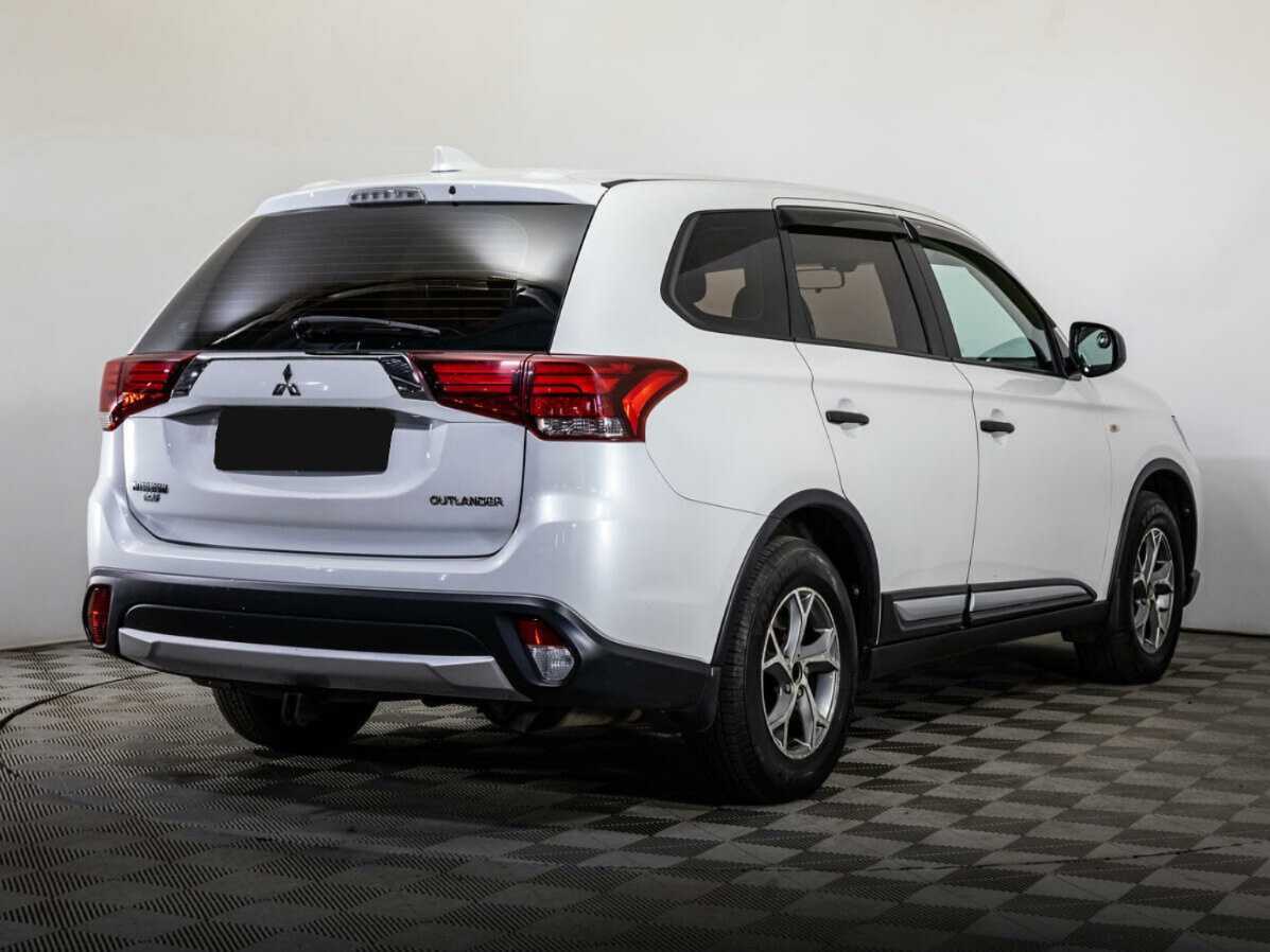 Mitsubishi Outlander б/у, 2018, Вариатор. Фото: #3
