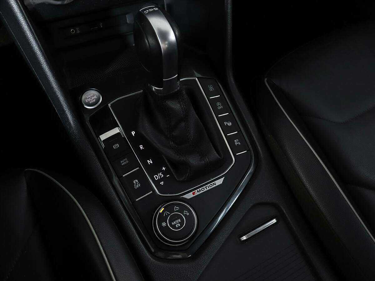 Volkswagen Tiguan б/у, 2017, Роботизированная. Фото: #16