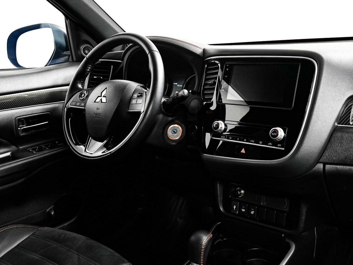Mitsubishi Outlander б/у, 2020, Вариатор. Фото: #7