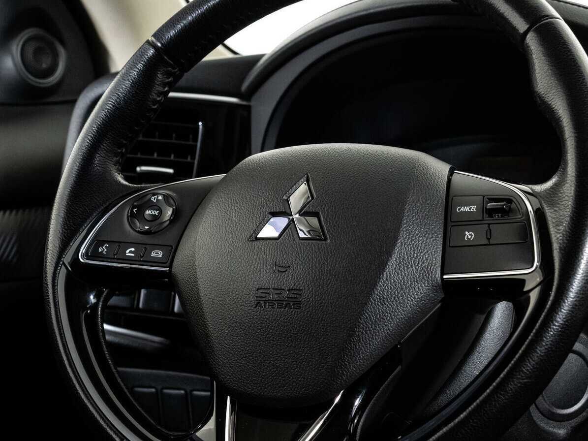 Mitsubishi Outlander б/у, 2018, Вариатор. Фото: #13