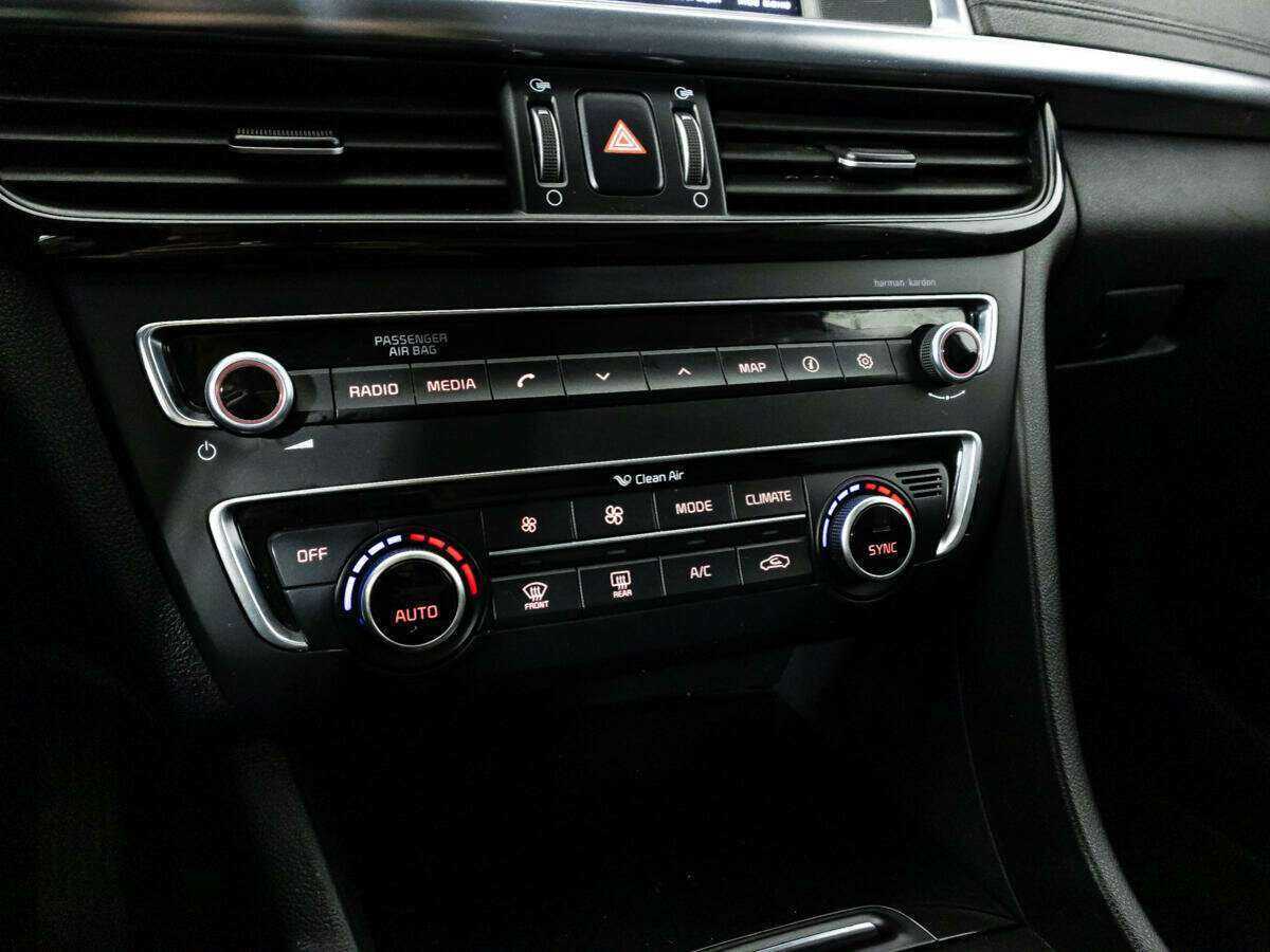 Kia Optima б/у, 2017, Автоматическая. Фото: #18