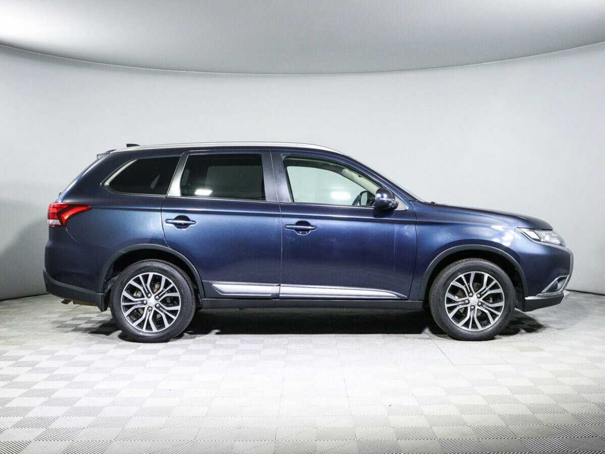 Mitsubishi Outlander б/у, 2018, Вариатор. Фото: #2