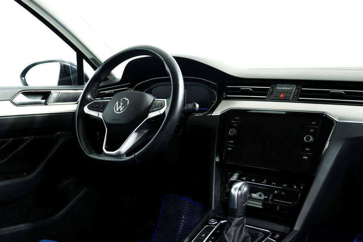 Volkswagen Passat б/у, 2021, Роботизированная. Фото: #8