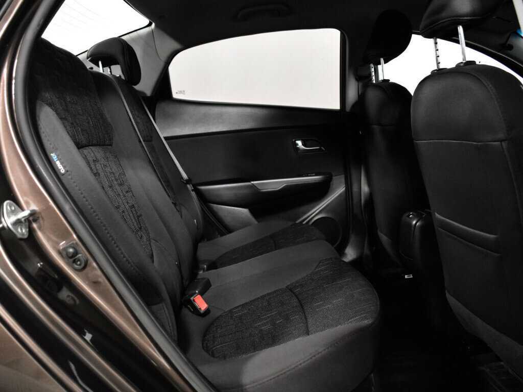 Kia Rio б/у, 2015, Автоматическая. Фото: #9