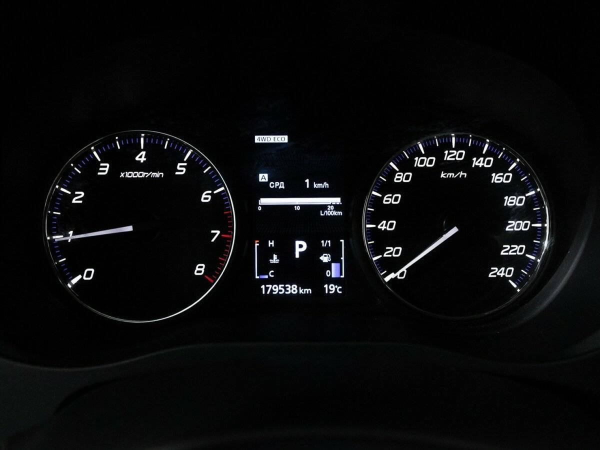 Mitsubishi Outlander б/у, 2016, Вариатор. Фото: #11