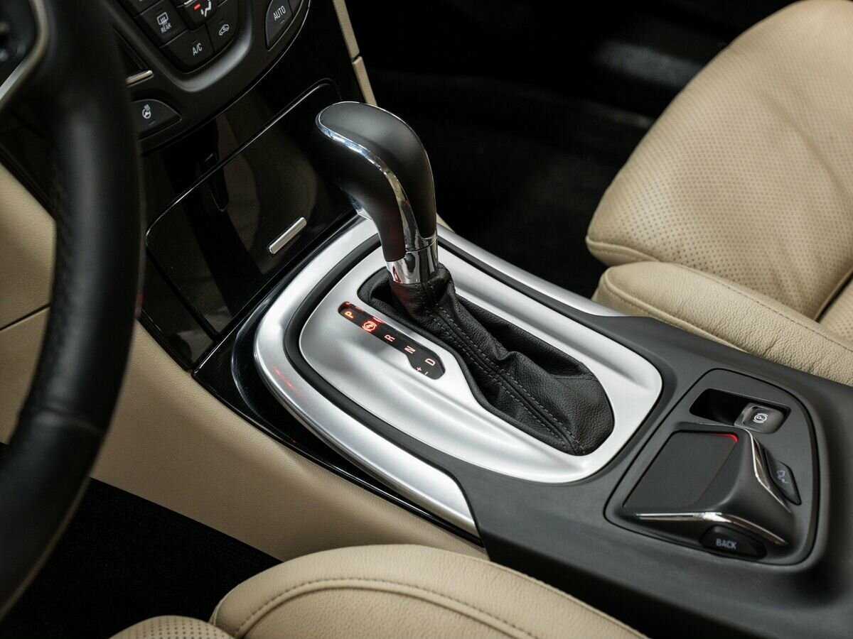 Opel Insignia б/у, 2015, Автоматическая. Фото: #17