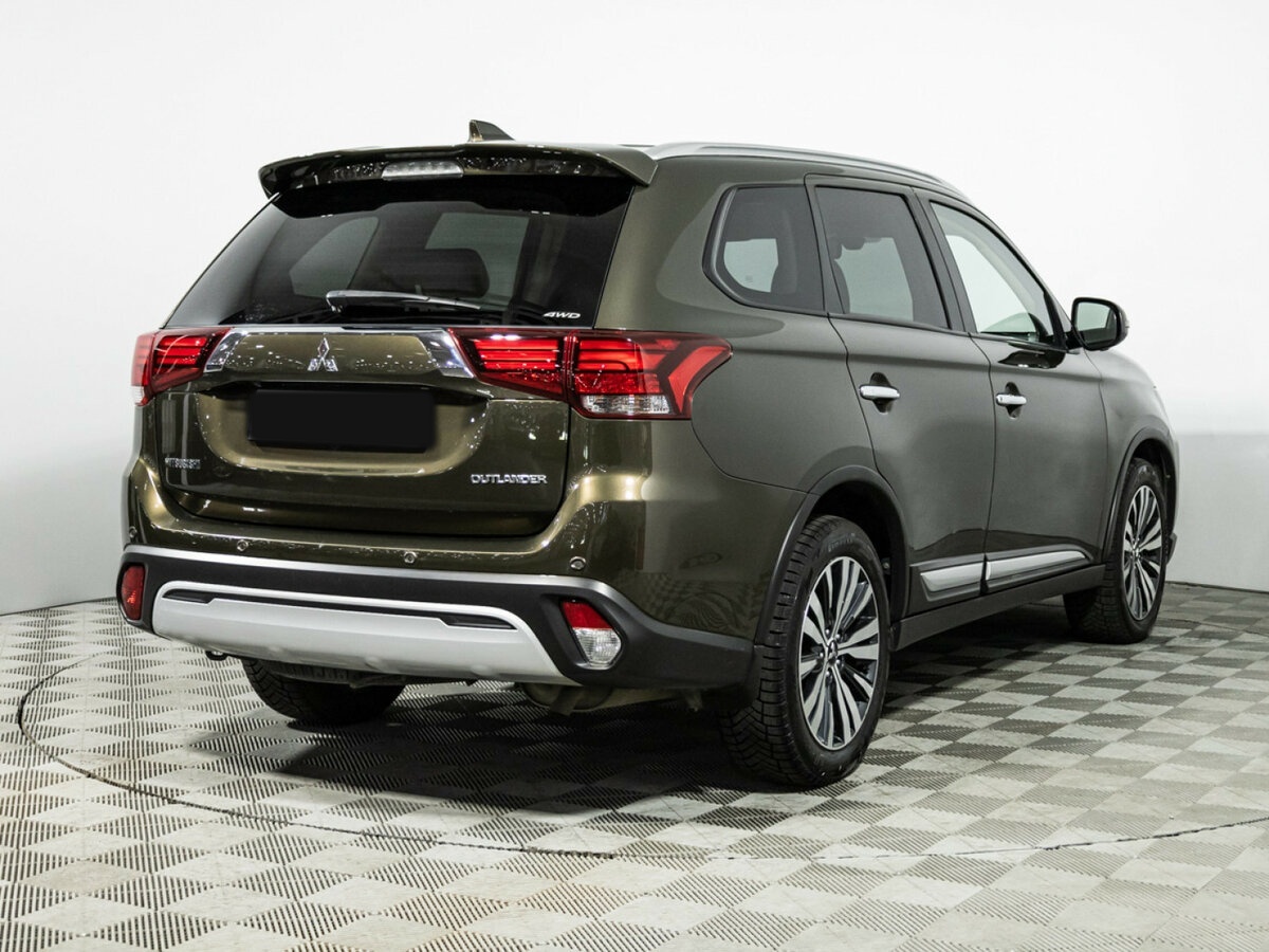 Mitsubishi Outlander б/у, 2020, Вариатор. Фото: #3