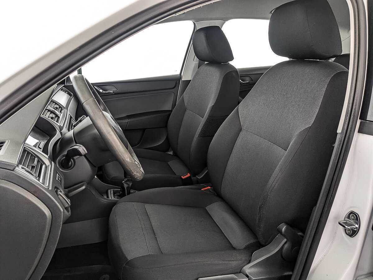 Skoda Rapid б/у, 2017, Механическая. Фото: #17