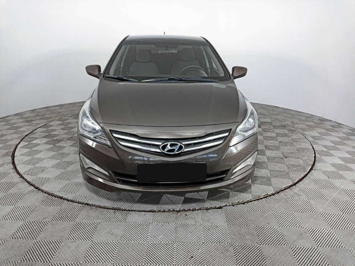 Hyundai Solaris б/у, 2015, Автоматическая. Фото: #1