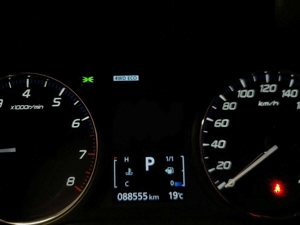 Mitsubishi Outlander б/у, 2018, Вариатор. Фото: #18