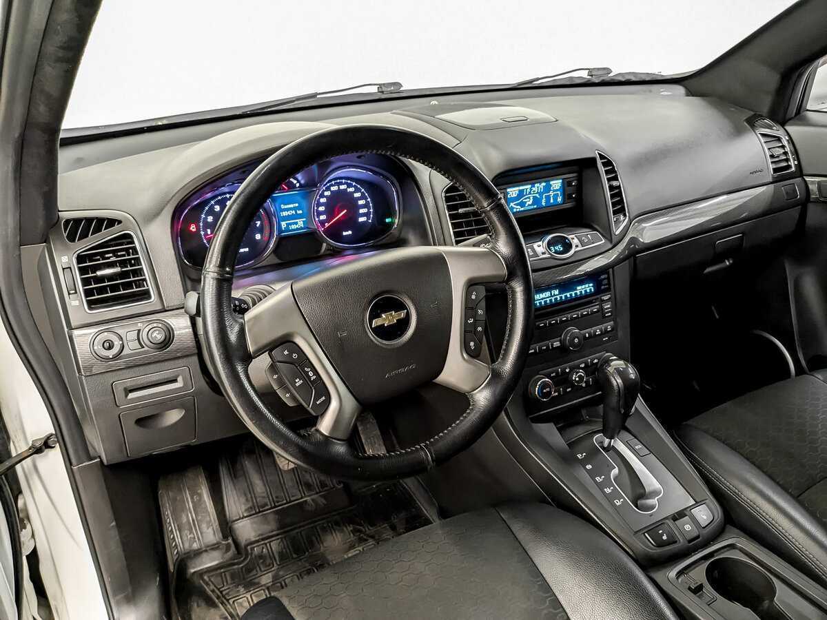 Chevrolet Captiva б/у, 2013, Автоматическая. Фото: #15