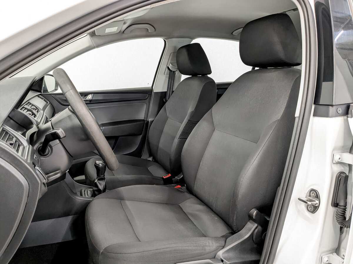 Skoda Rapid б/у, 2017, Механическая. Фото: #18