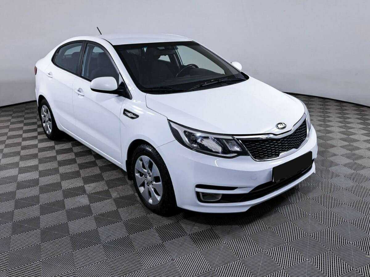 Kia Rio б/у, 2017, Автоматическая. Фото: #2