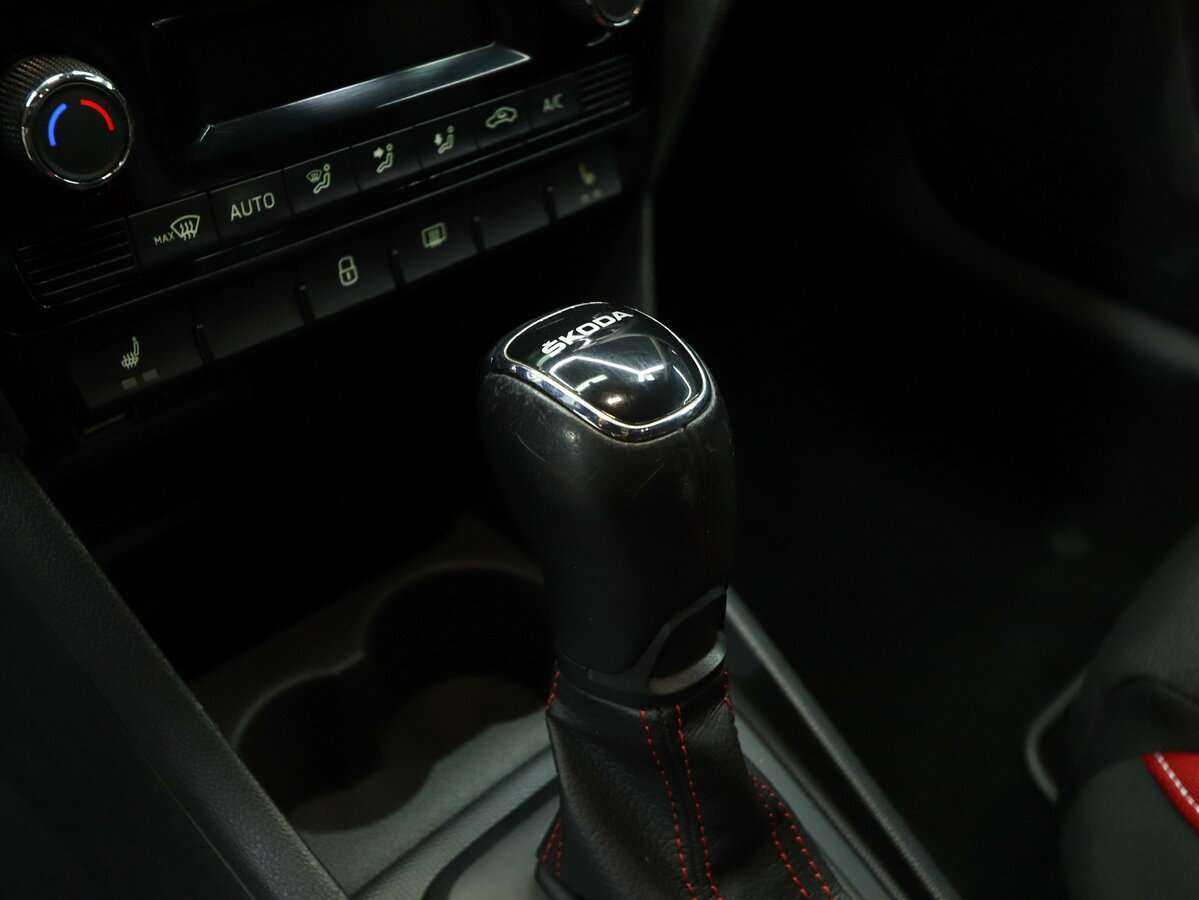 Skoda Rapid б/у, 2018, Роботизированная. Фото: #10