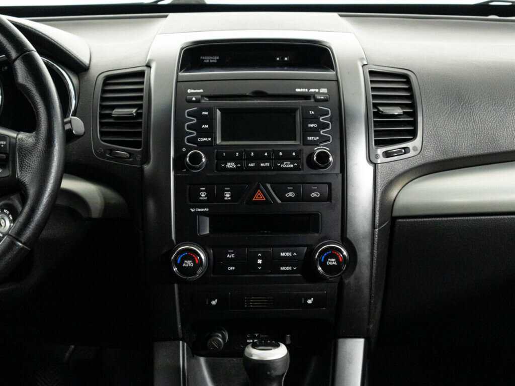 Kia Sorento б/у, 2012, Механическая. Фото: #13