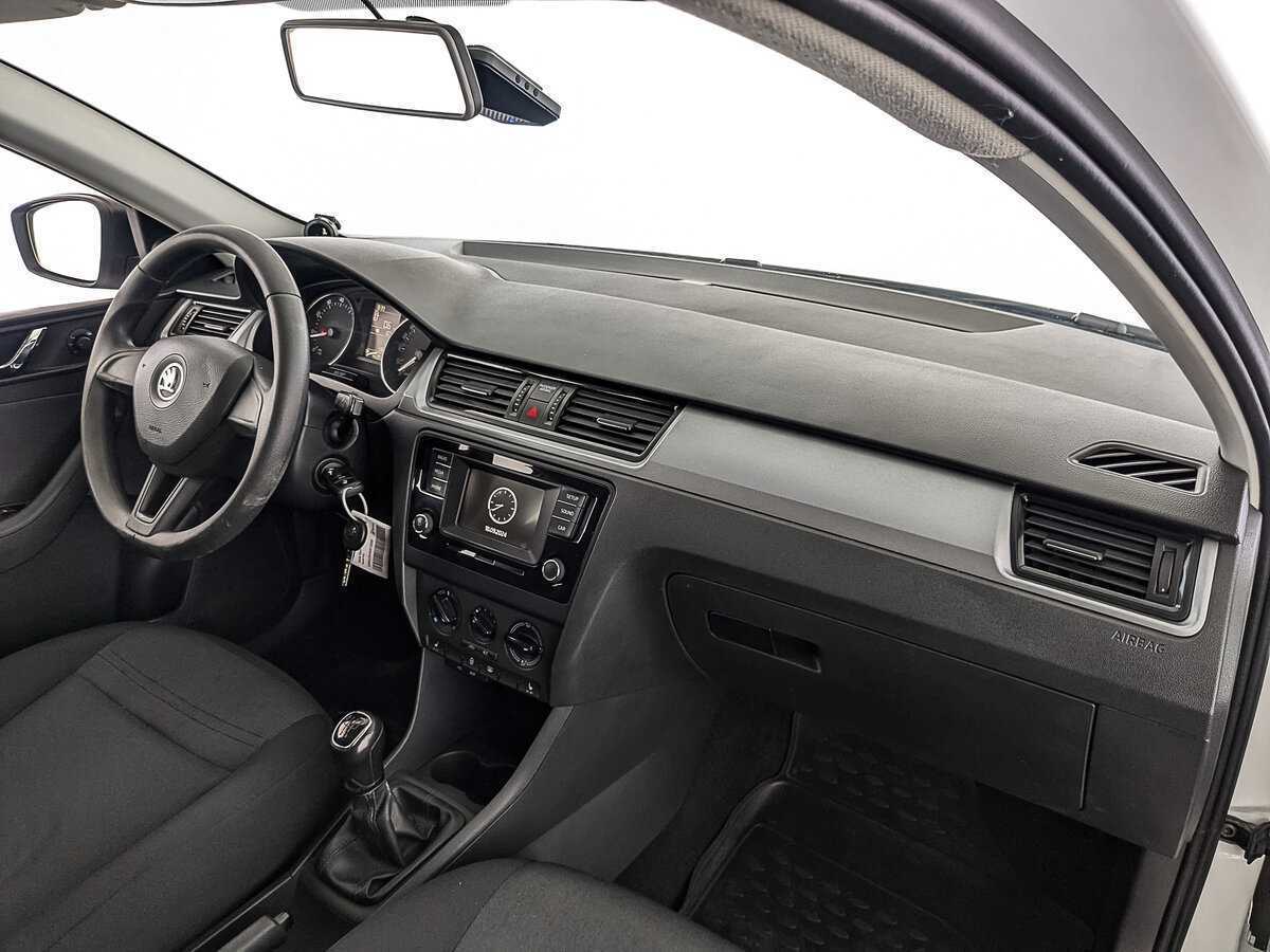 Skoda Rapid б/у, 2017, Механическая. Фото: #10