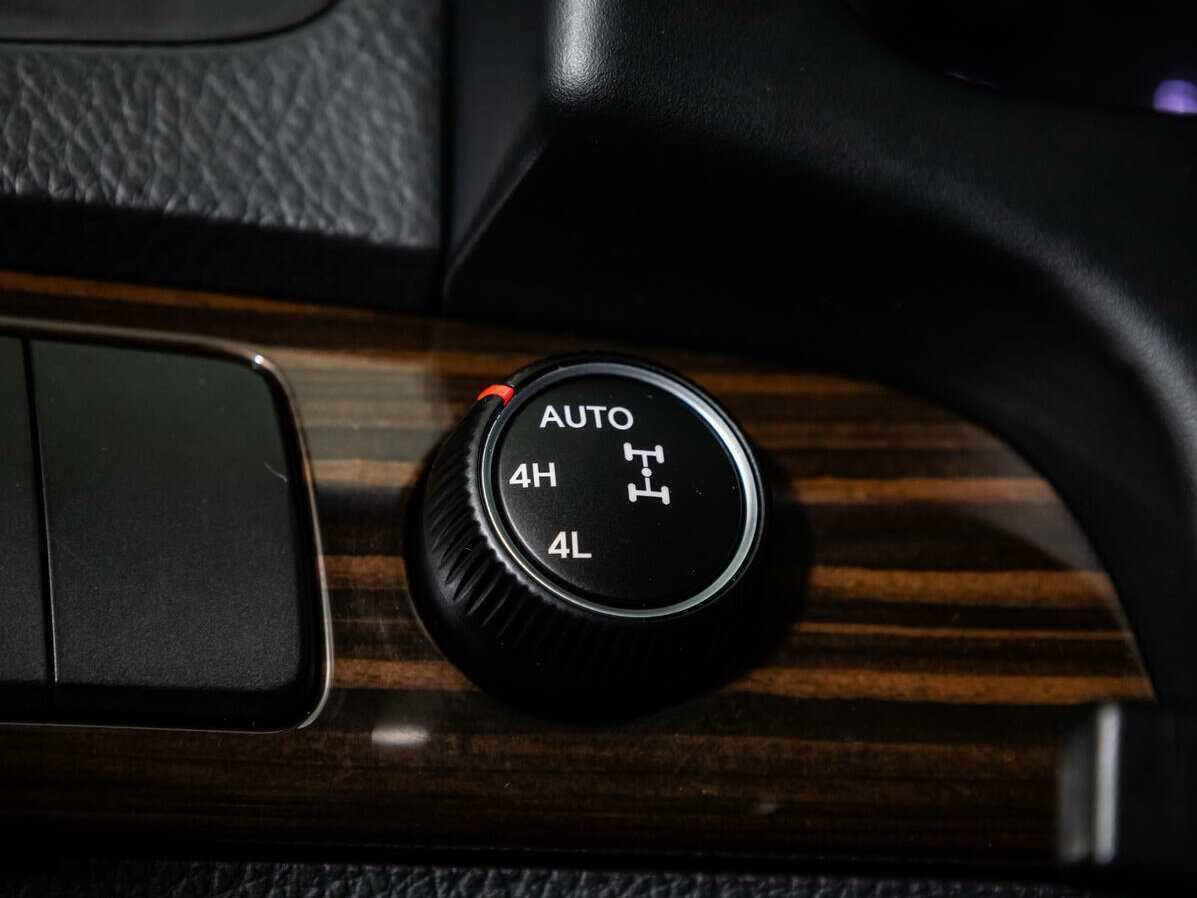 Kia Mohave б/у, 2017, Автоматическая. Фото: #14