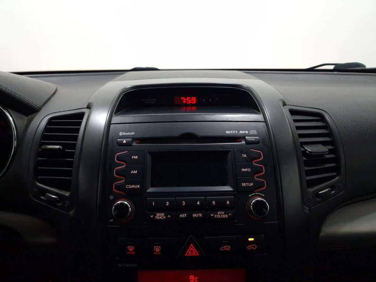Kia Sorento б/у, 2012, Автоматическая. Фото: #9