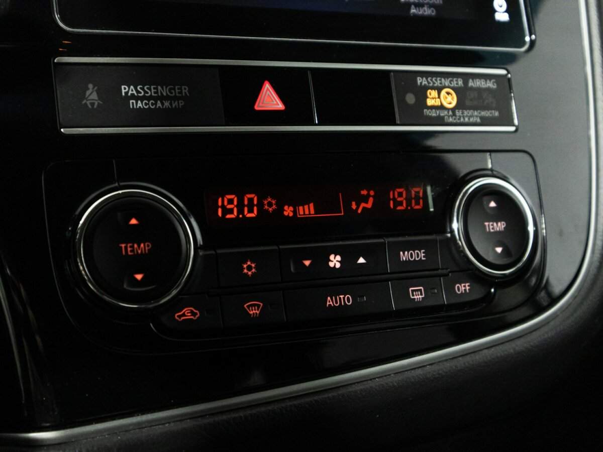 Mitsubishi Outlander б/у, 2019, Вариатор. Фото: #16