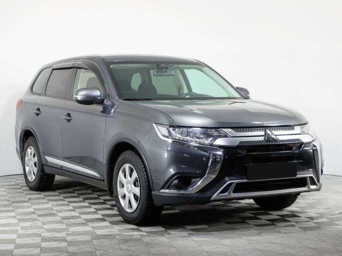 Mitsubishi Outlander б/у, 2019, Вариатор. Фото: #2