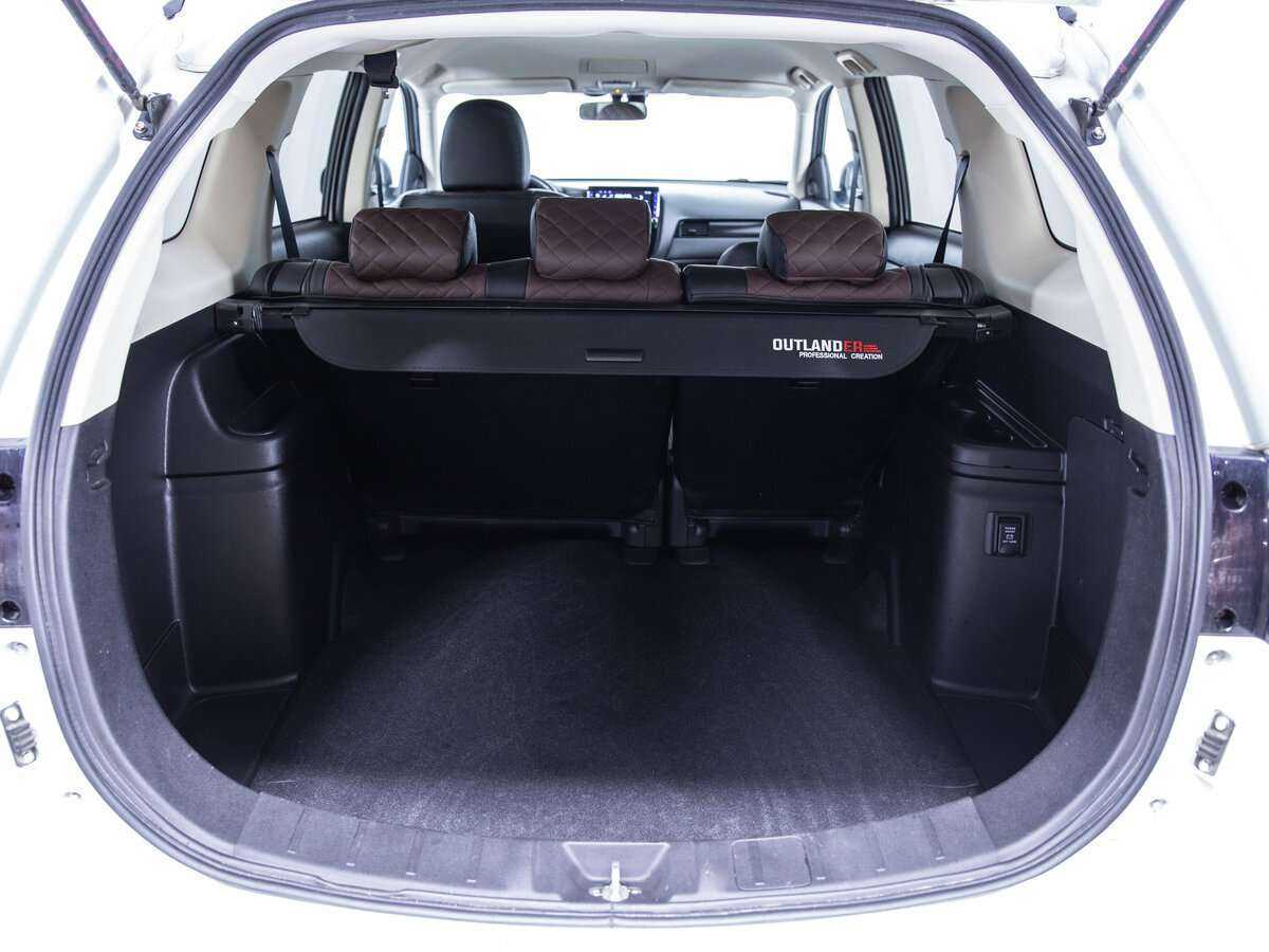 Mitsubishi Outlander б/у, 2020, Вариатор. Фото: #9