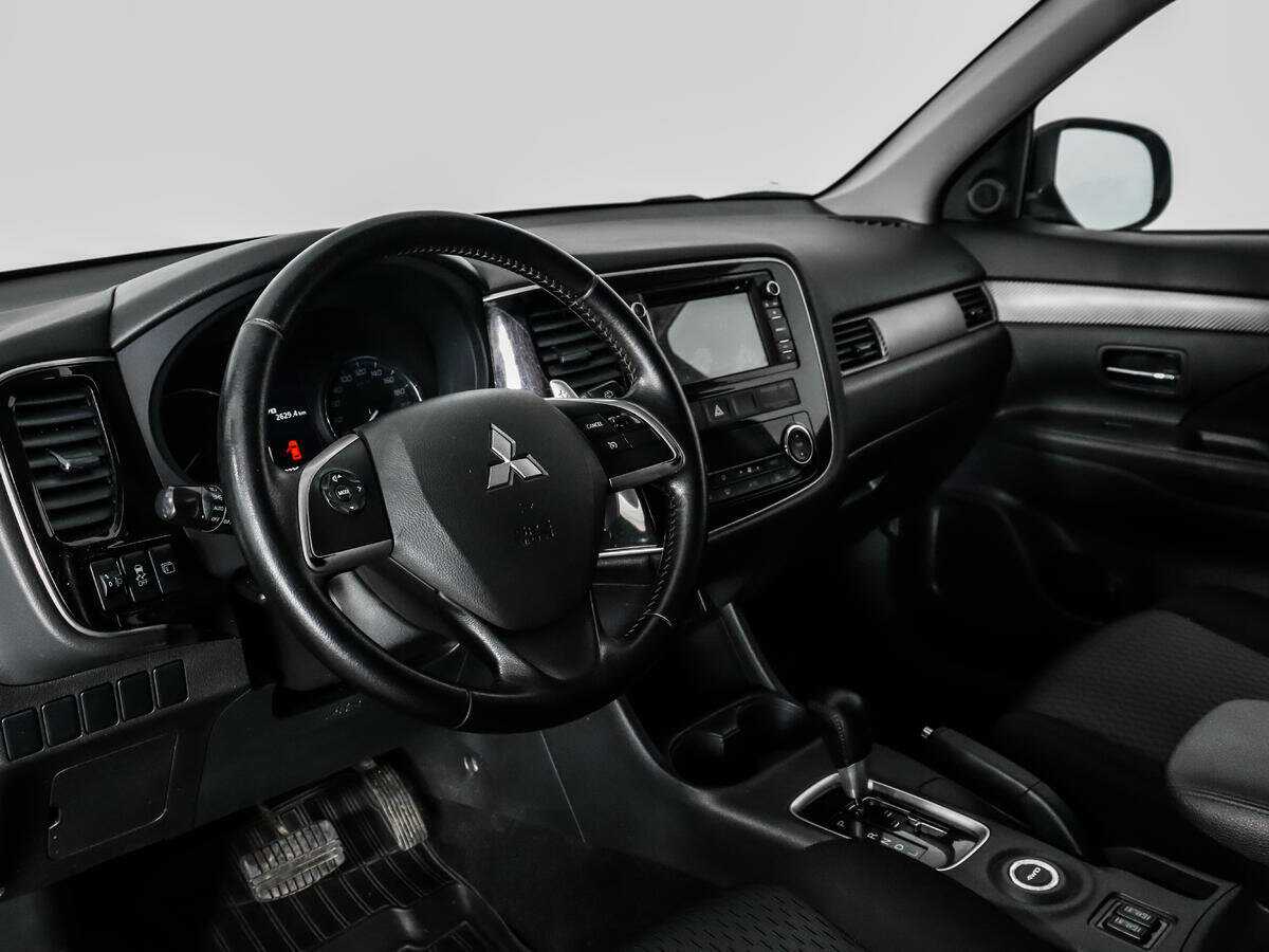 Mitsubishi Outlander б/у, 2014, Вариатор. Фото: #8