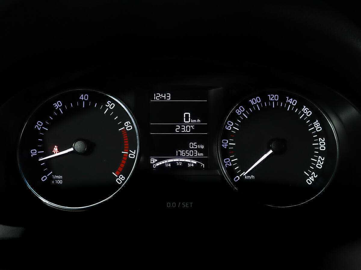 Skoda Rapid б/у, 2017, Механическая. Фото: #11