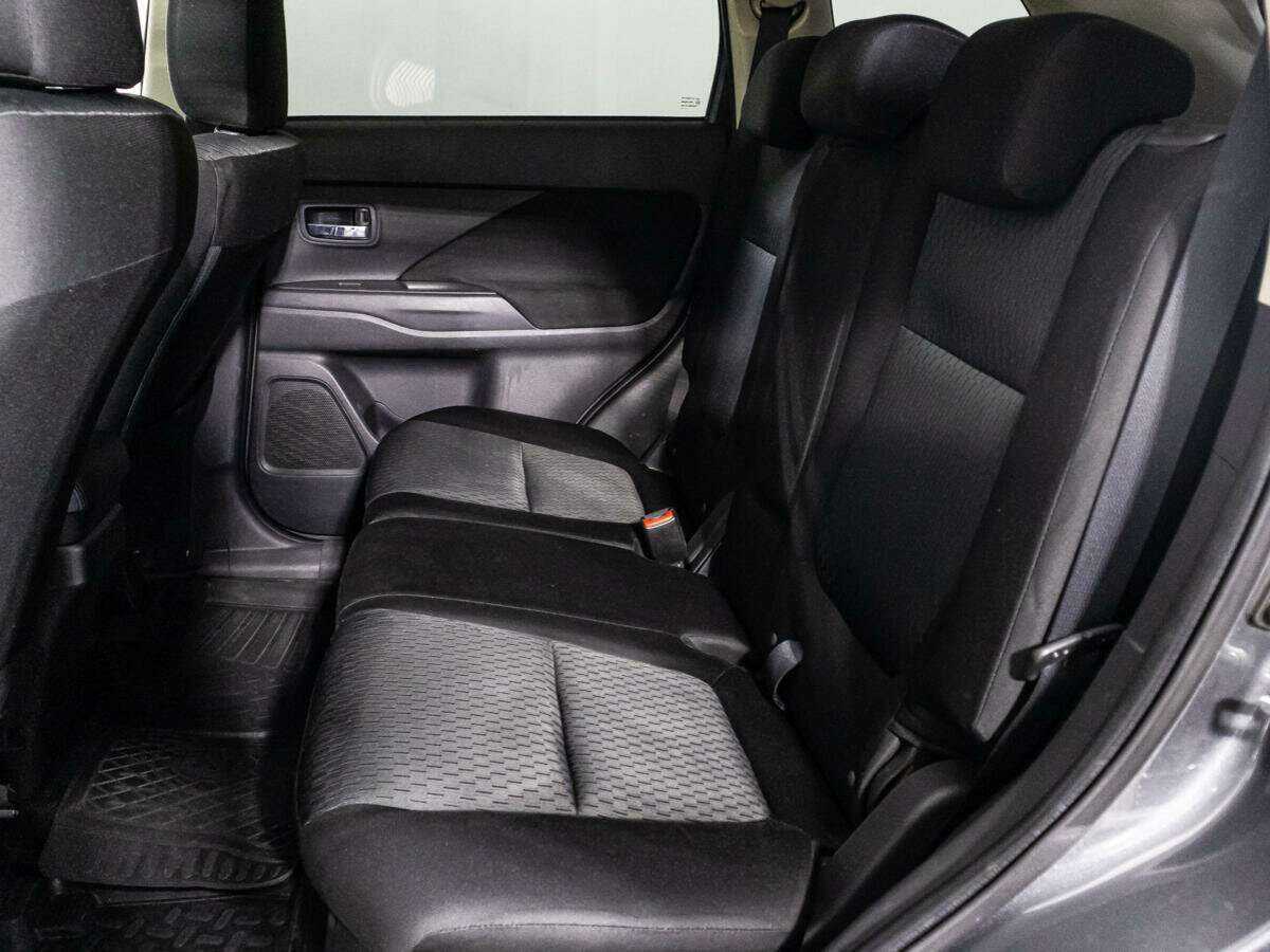 Mitsubishi Outlander б/у, 2013, Вариатор. Фото: #9