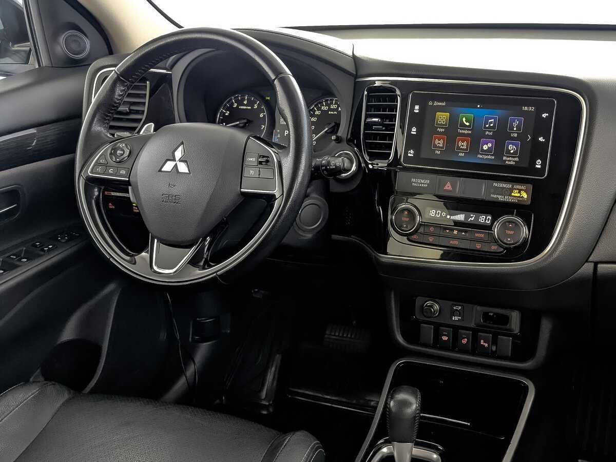 Mitsubishi Outlander б/у, 2017, Вариатор. Фото: #15