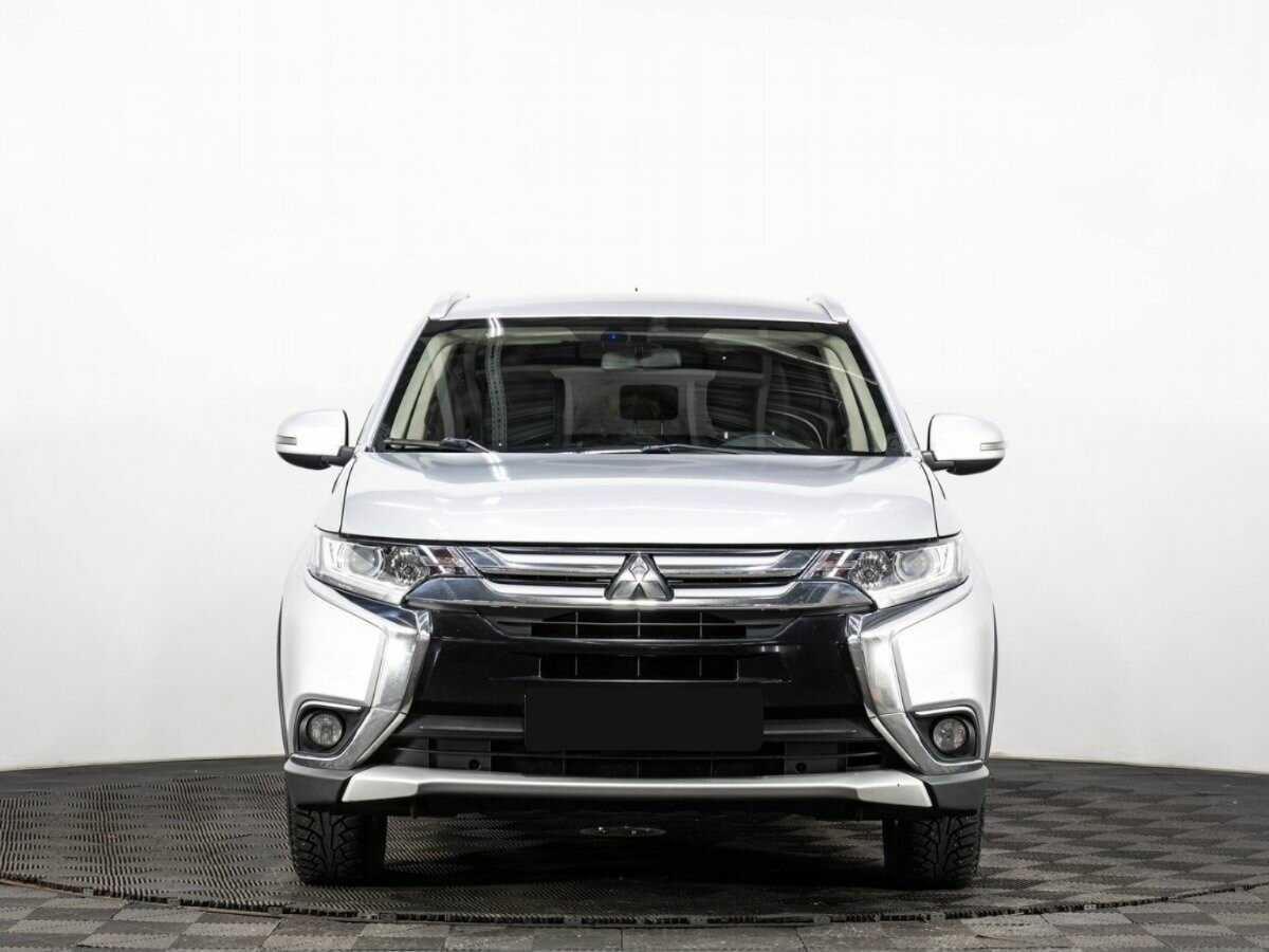 Mitsubishi Outlander б/у, 2016, Вариатор. Фото: #1