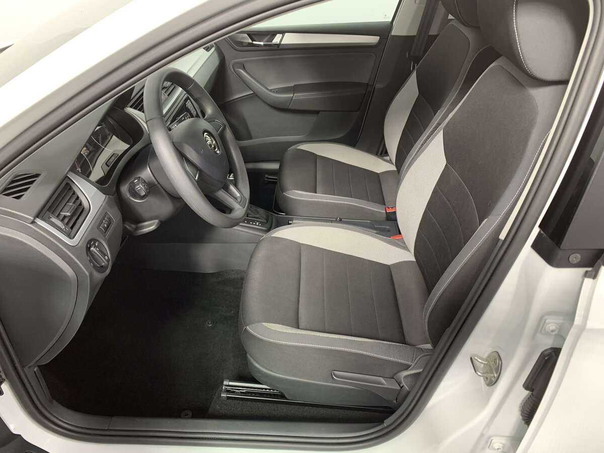 Skoda Rapid б/у, 2019, Автоматическая. Фото: #12