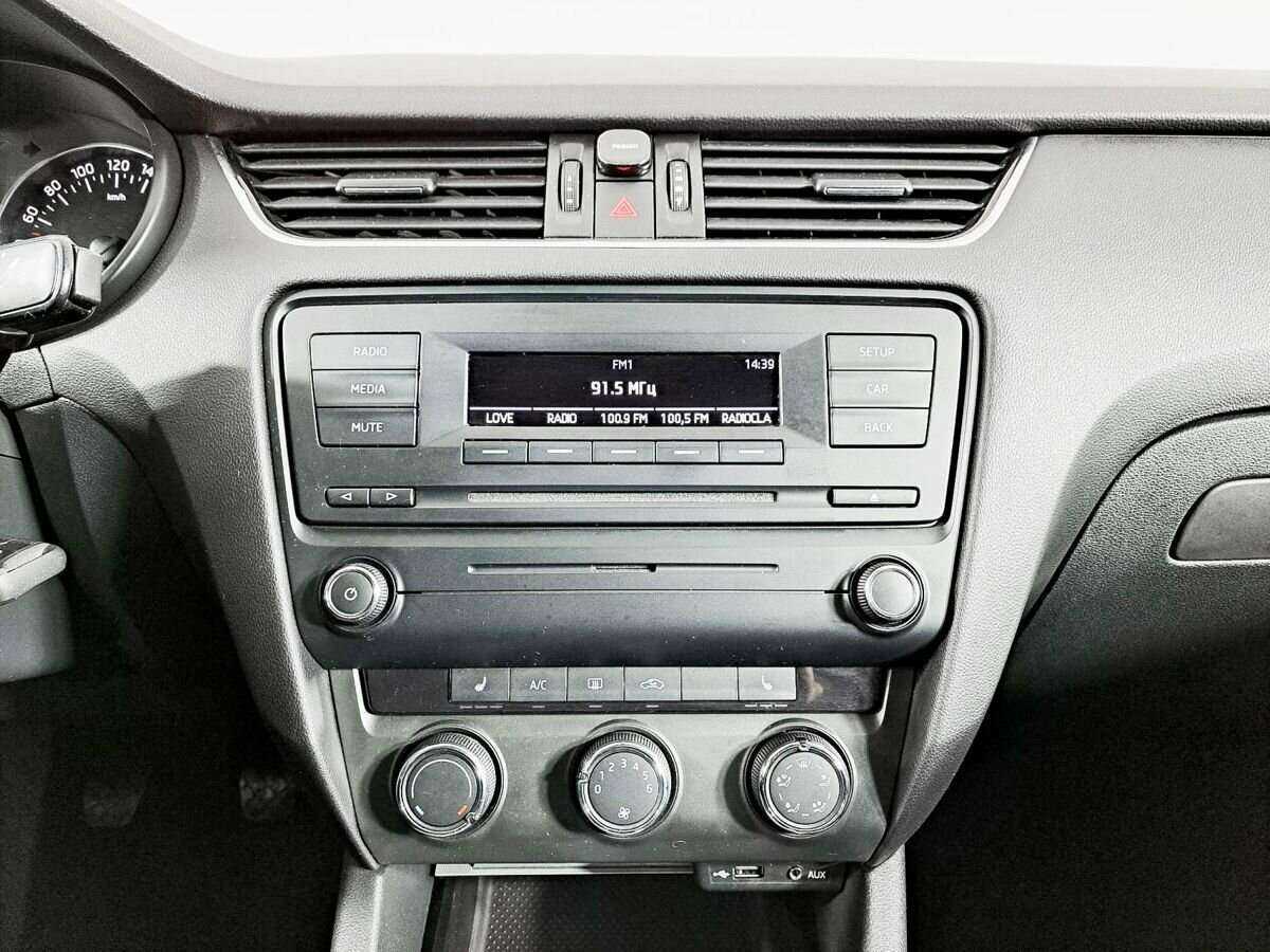 Skoda Octavia б/у, 2014, Механическая. Фото: #11