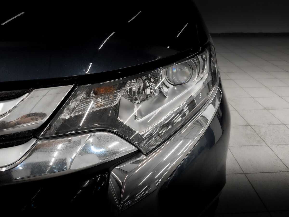 Mitsubishi Outlander б/у, 2017, Вариатор. Фото: #16